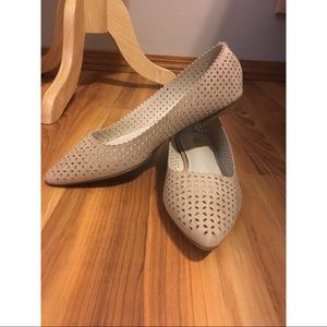 Mia brand scalloped flats, stitch fix shoes